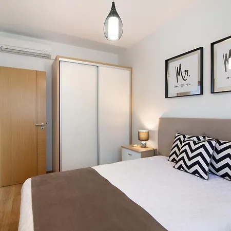 아파트 Casinha Dos Serves *