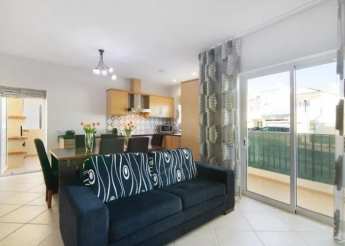 Casinha Dos Serves * 알부페이라