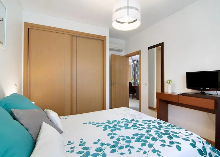 Casinha Dos Serves * 알부페이라